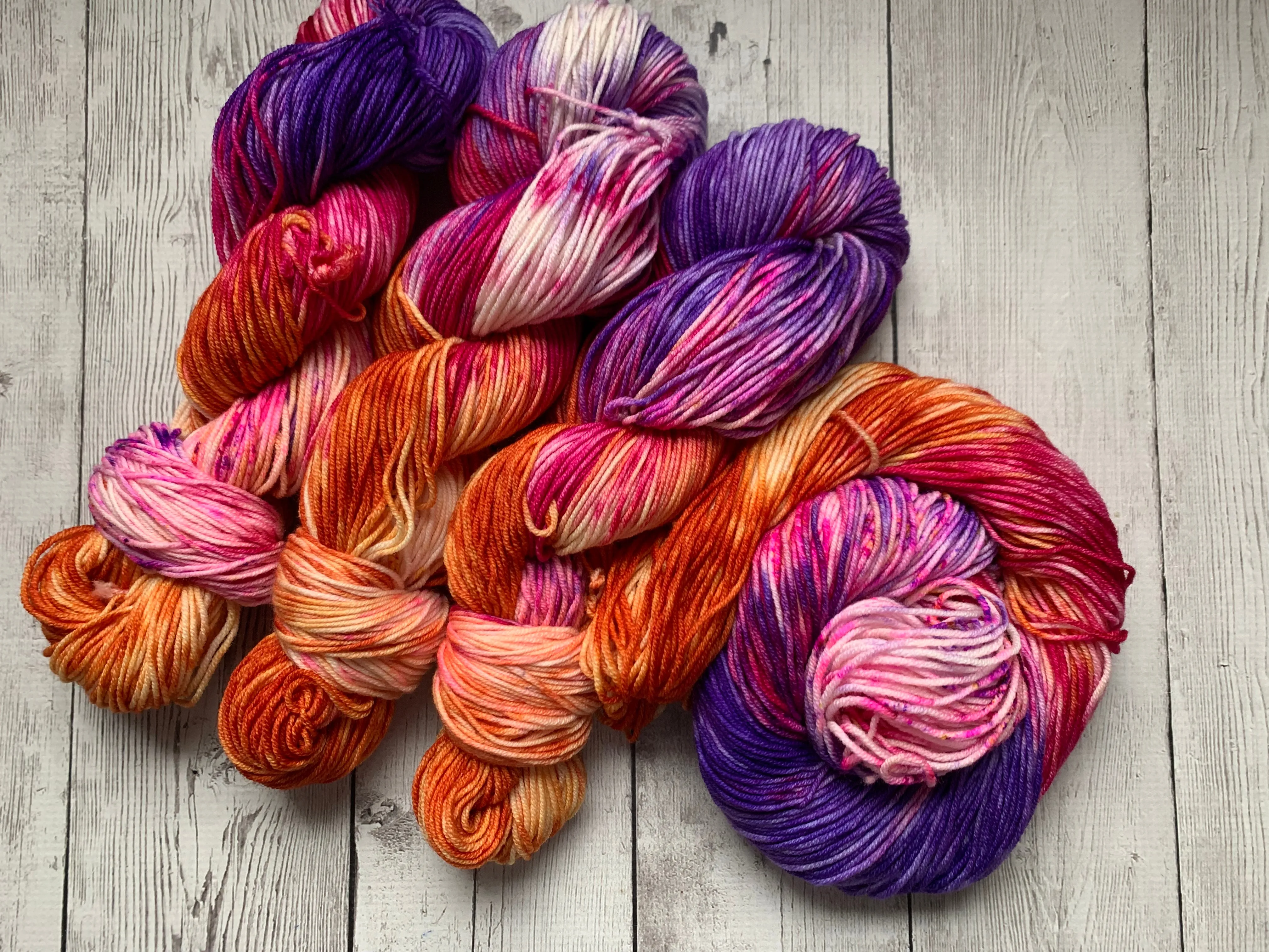 2023 NJ WOOL WALK COLORWAY - "SUNSET GAZING"™ MULTIPLE BASES