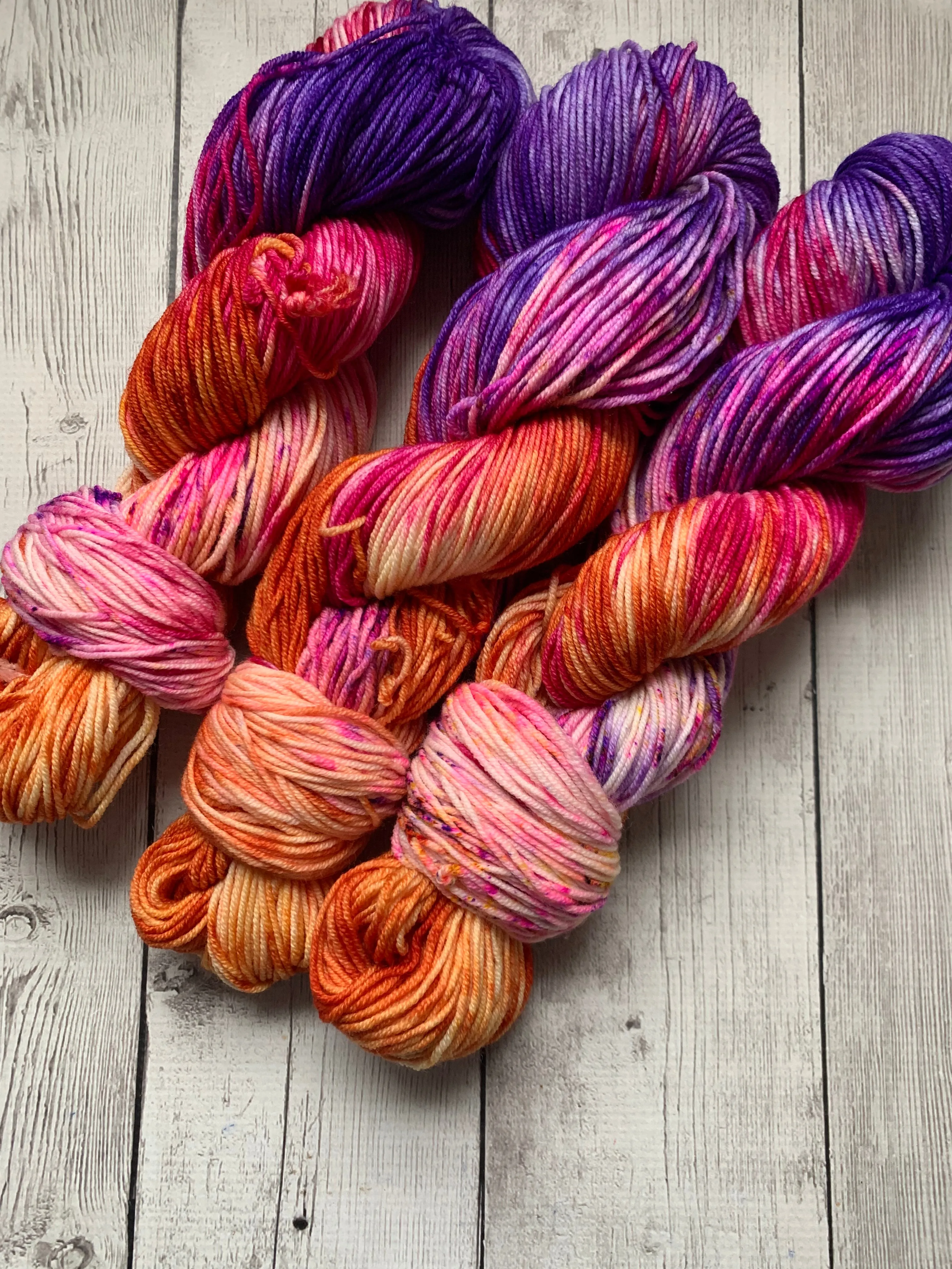 2023 NJ WOOL WALK COLORWAY - "SUNSET GAZING"™ MULTIPLE BASES