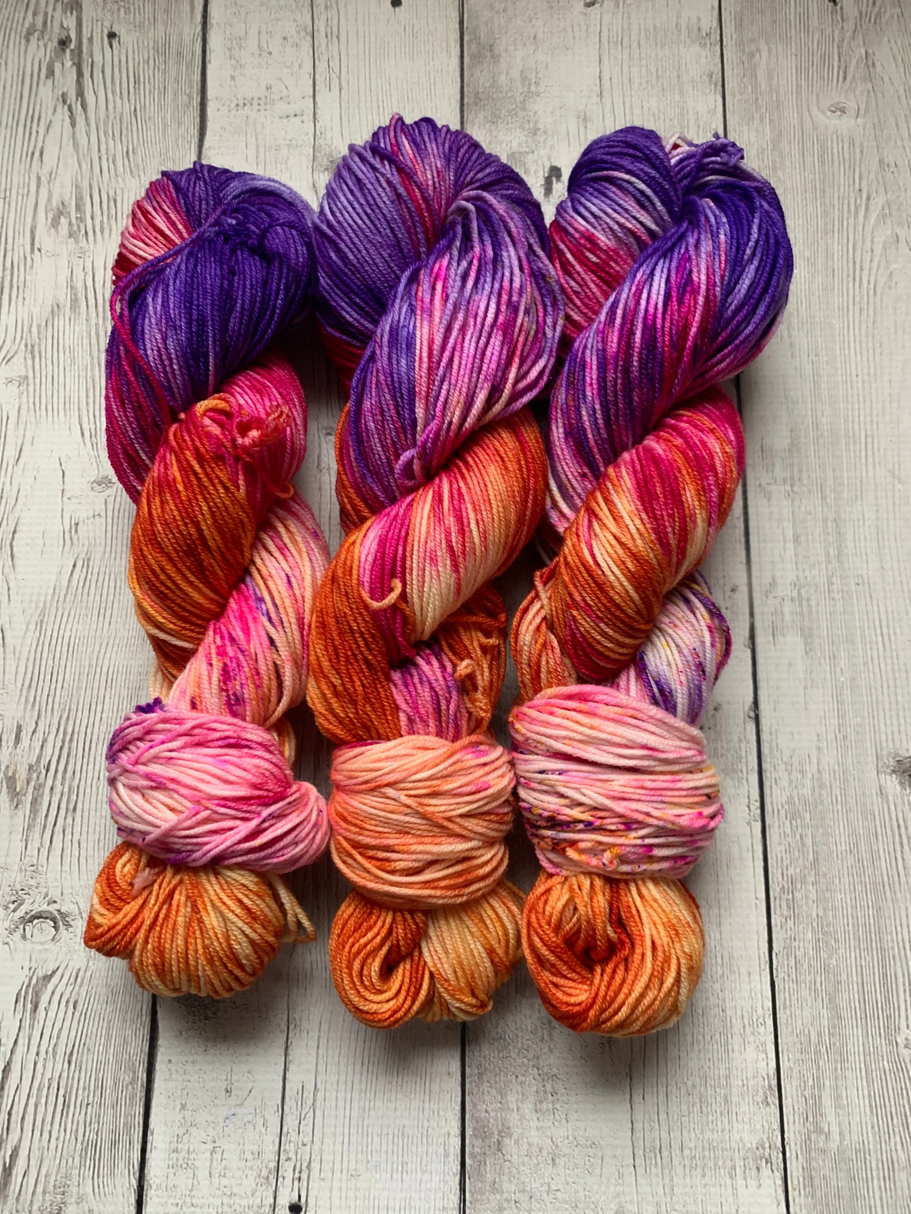 2023 NJ WOOL WALK COLORWAY - "SUNSET GAZING"™ MULTIPLE BASES