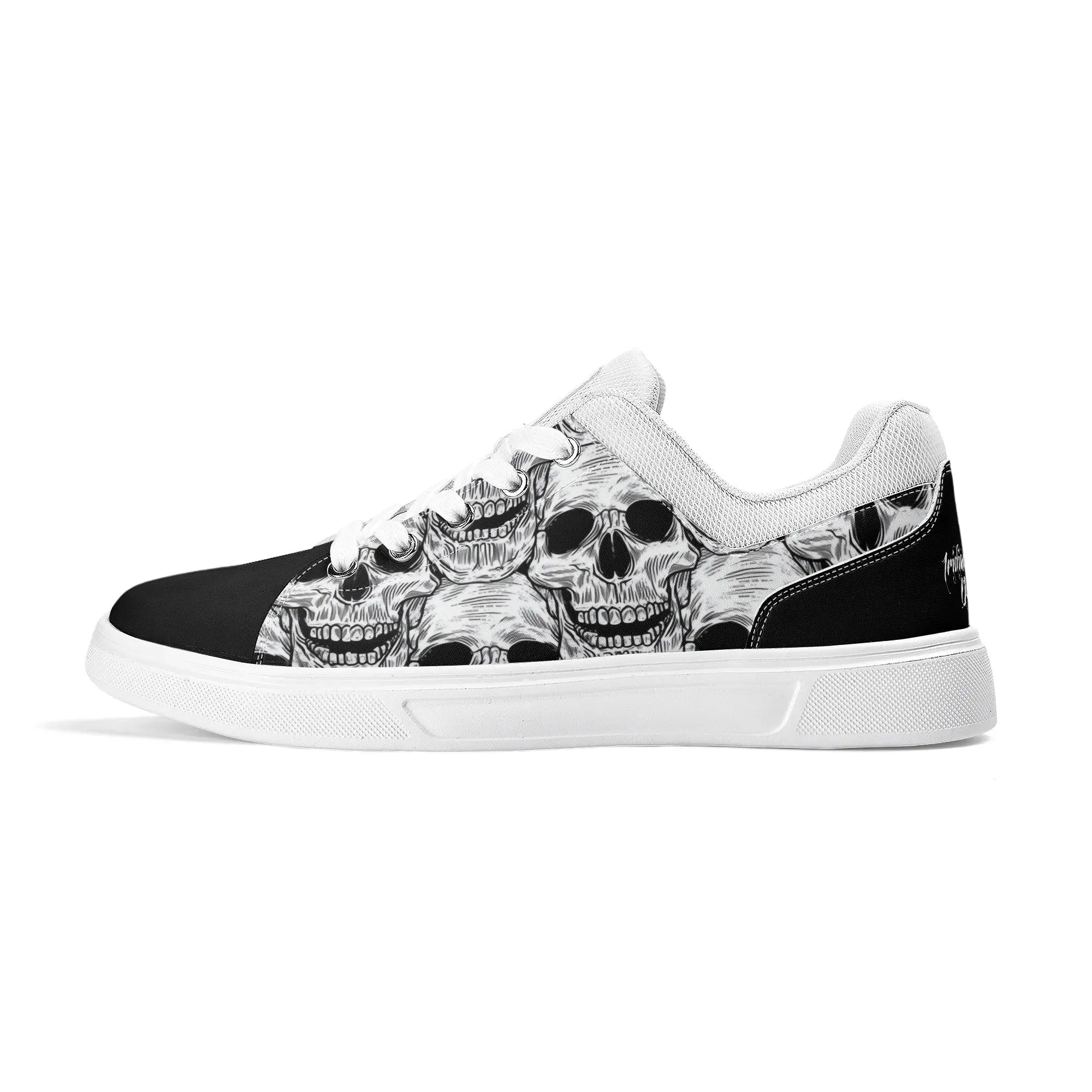 Black and White Skull Pattern Low Top Skateboard Shoes With Logo