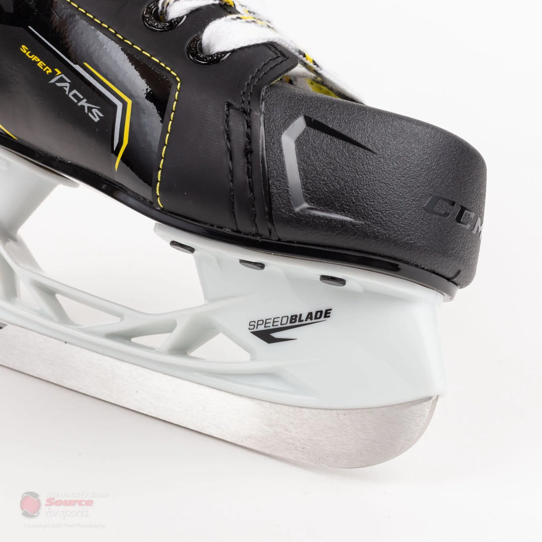 CCM Super Tacks 9380 Youth Hockey Skates