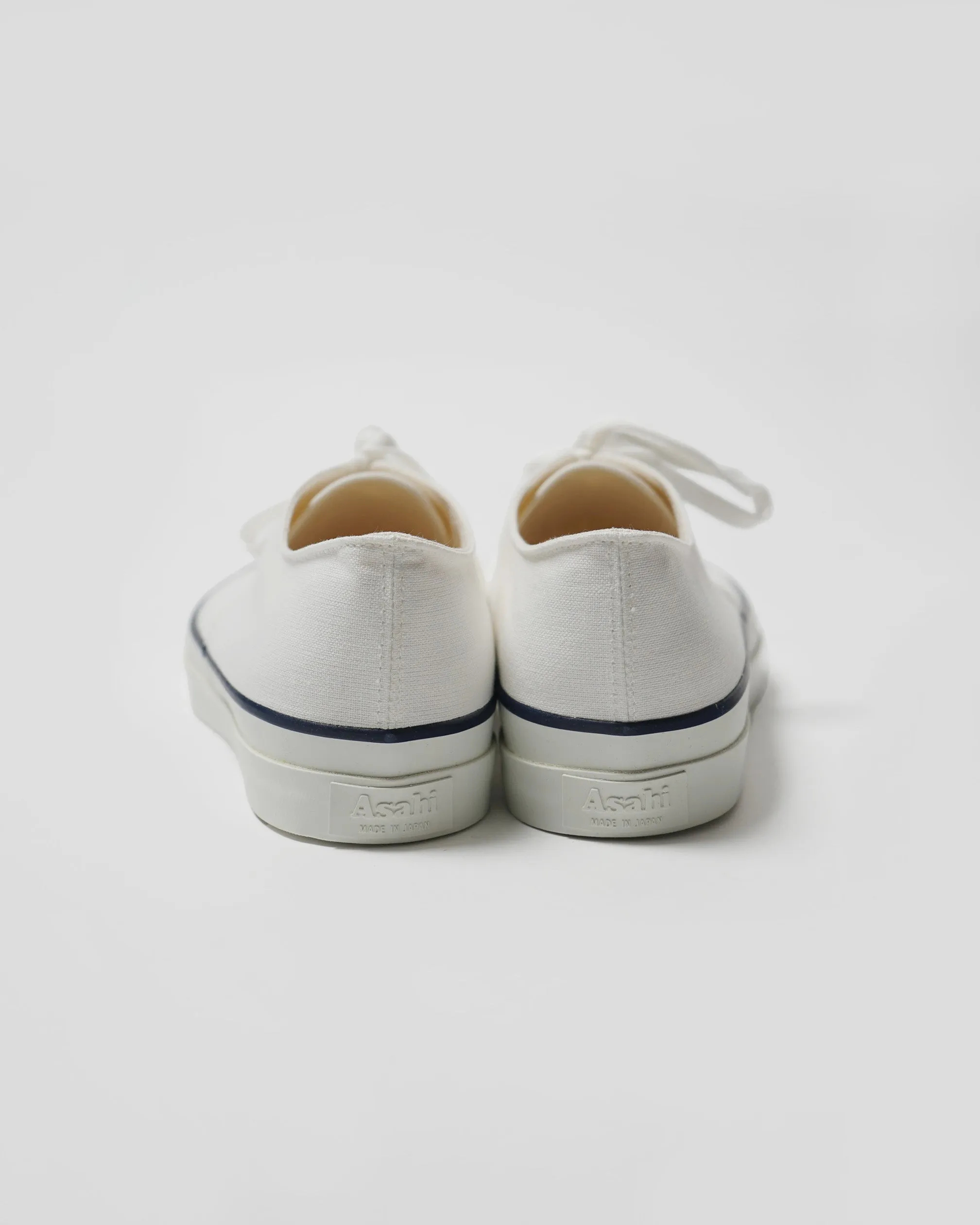 Deck Shoes / White