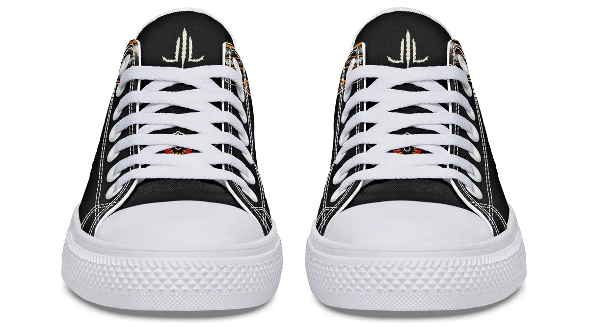 Hanging Bats Low Tops