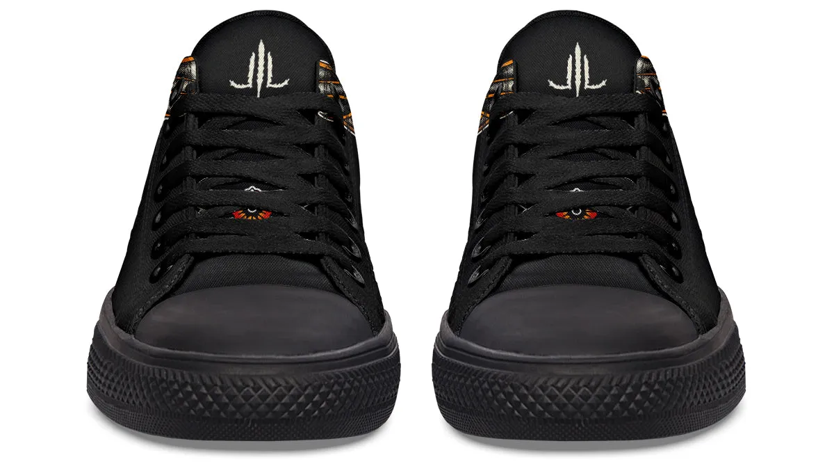 Hanging Bats Low Tops