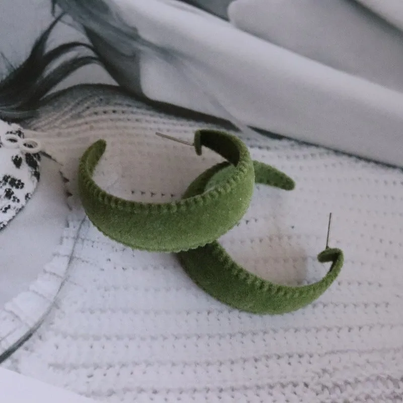 just-lil-things-green-half-hoop-earrings-jlt10972