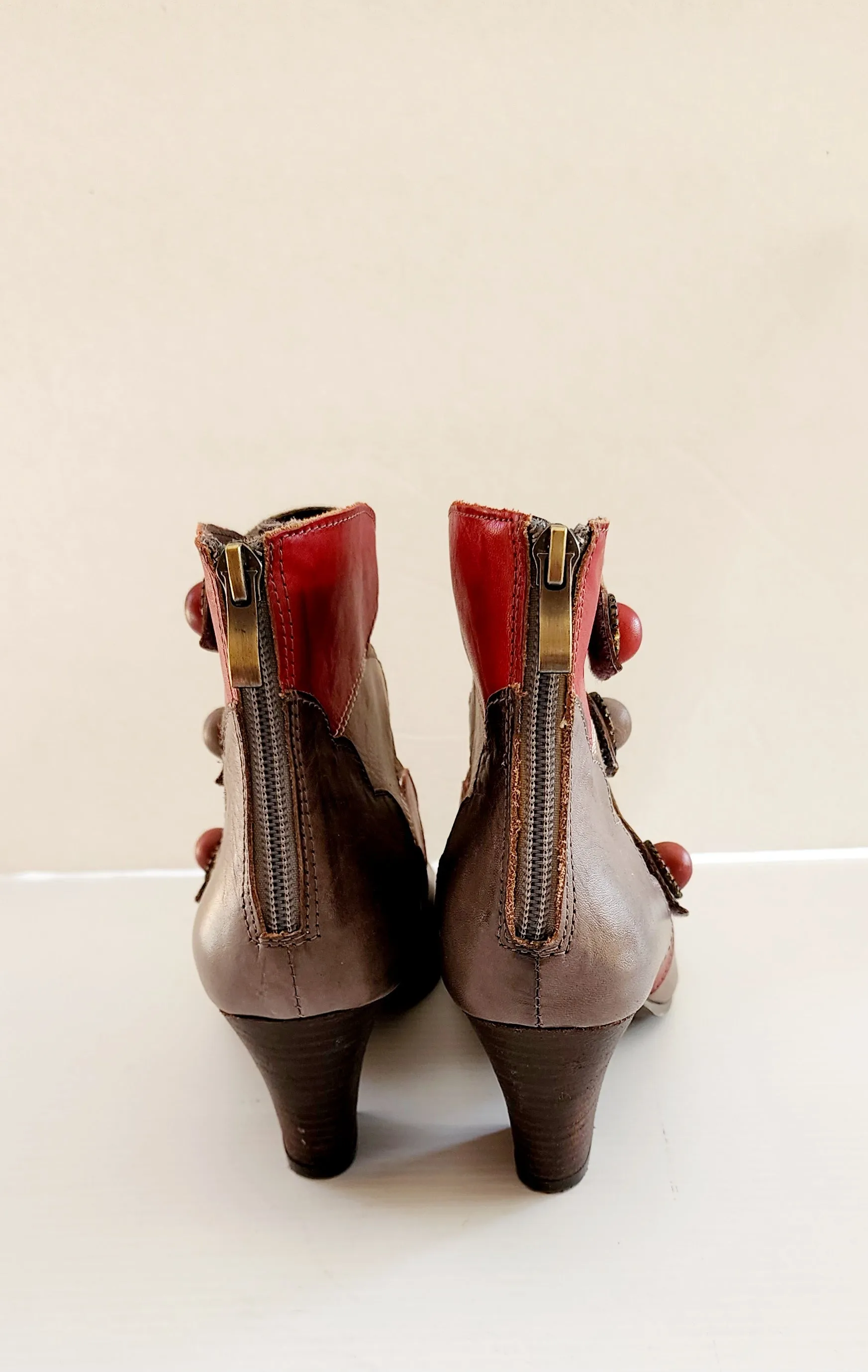 L'Artiste Gray Ankle Booties Multistrap Shoes 38