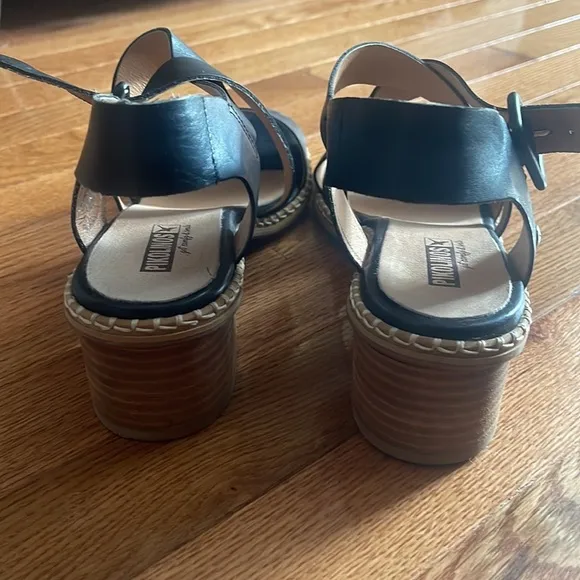 Pikolinos Blanes W3H-1892 Sandal