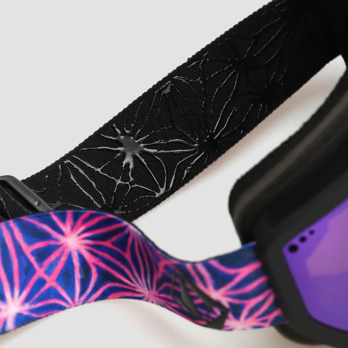 Volcom Footprints Snow Goggles Mike Ravelson/Purple Chrome   Bonus Lens Yellow